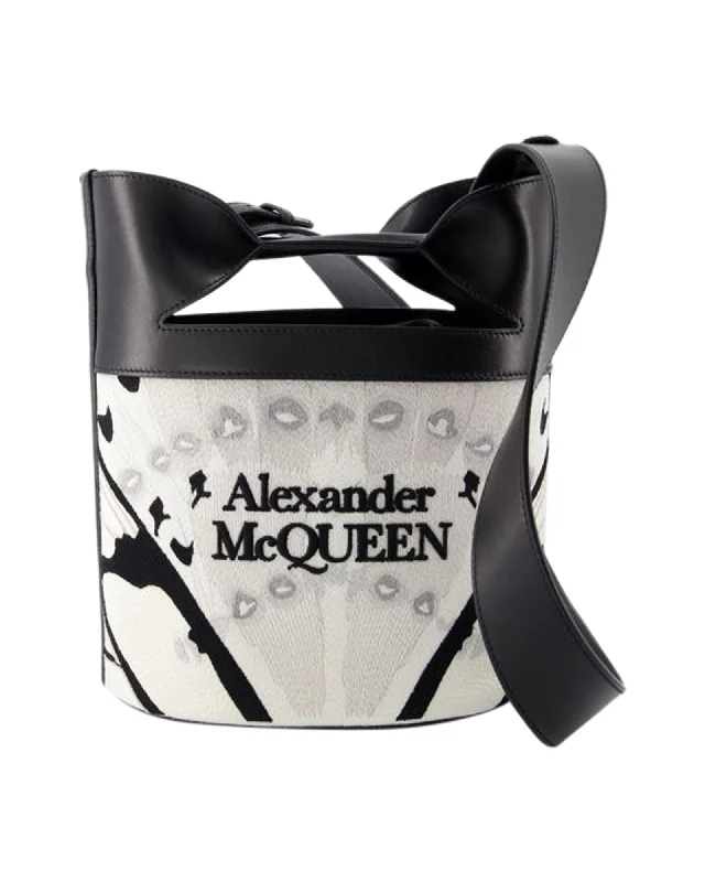 The Bucket Bow Crossbody - Alexander McQueen - Leather - White