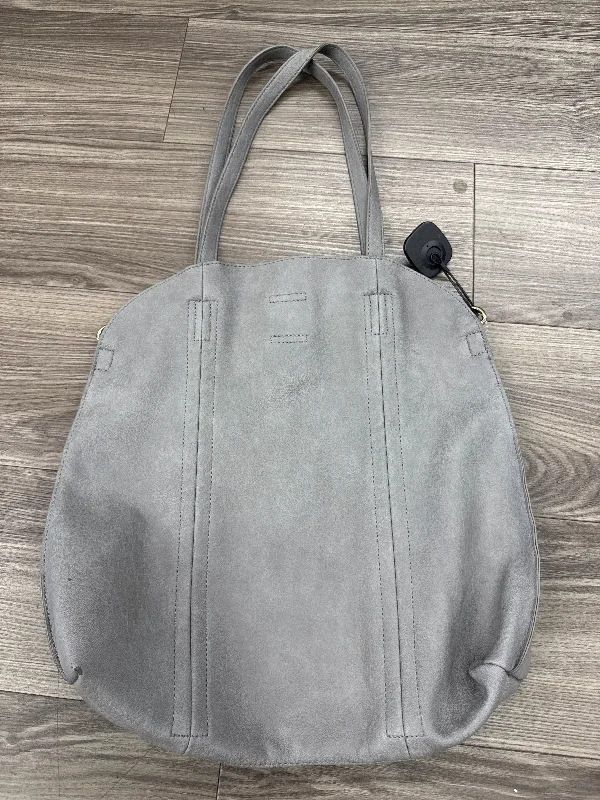 Handbag By Clothes Mentor, Size: Medium