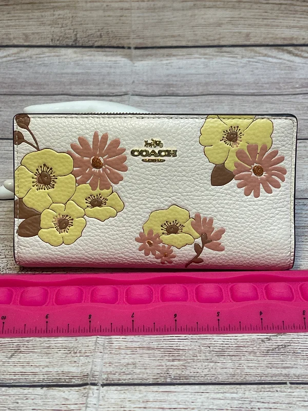 Wallet Designer By Coach, Size: Medium