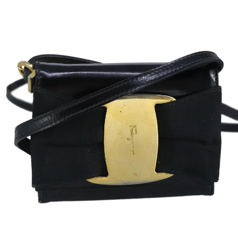 Salvatore Ferragamo Vara  Patent Leather Shoulder Bag (Pre-Owned)