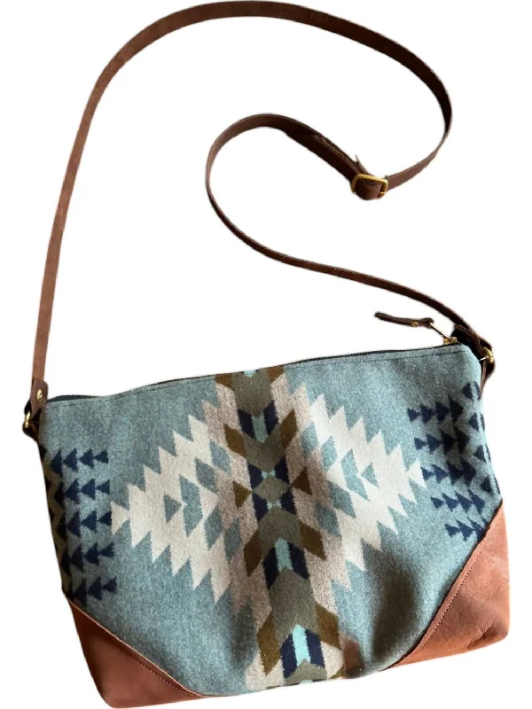 Willow Crossbody Bag In Aquarius