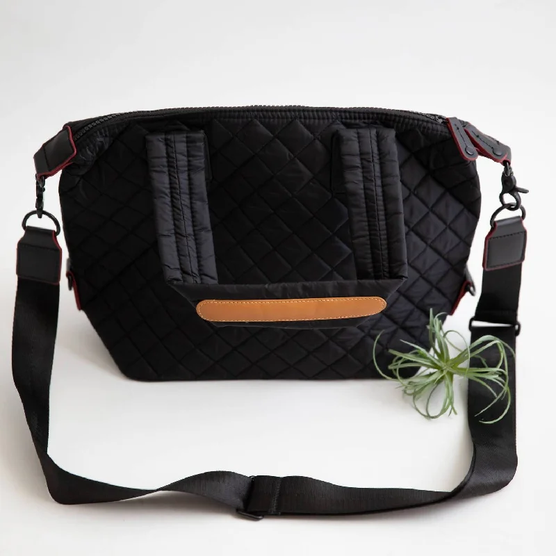 Madelyn Quilted Set Pouch Crossbody Bag In Black